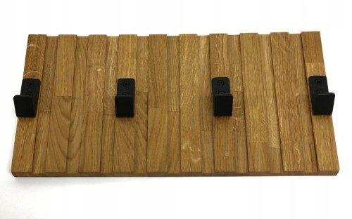 Wieszak dębowy drewniany ryflowany lamele frezowany metalowe uchwyty design